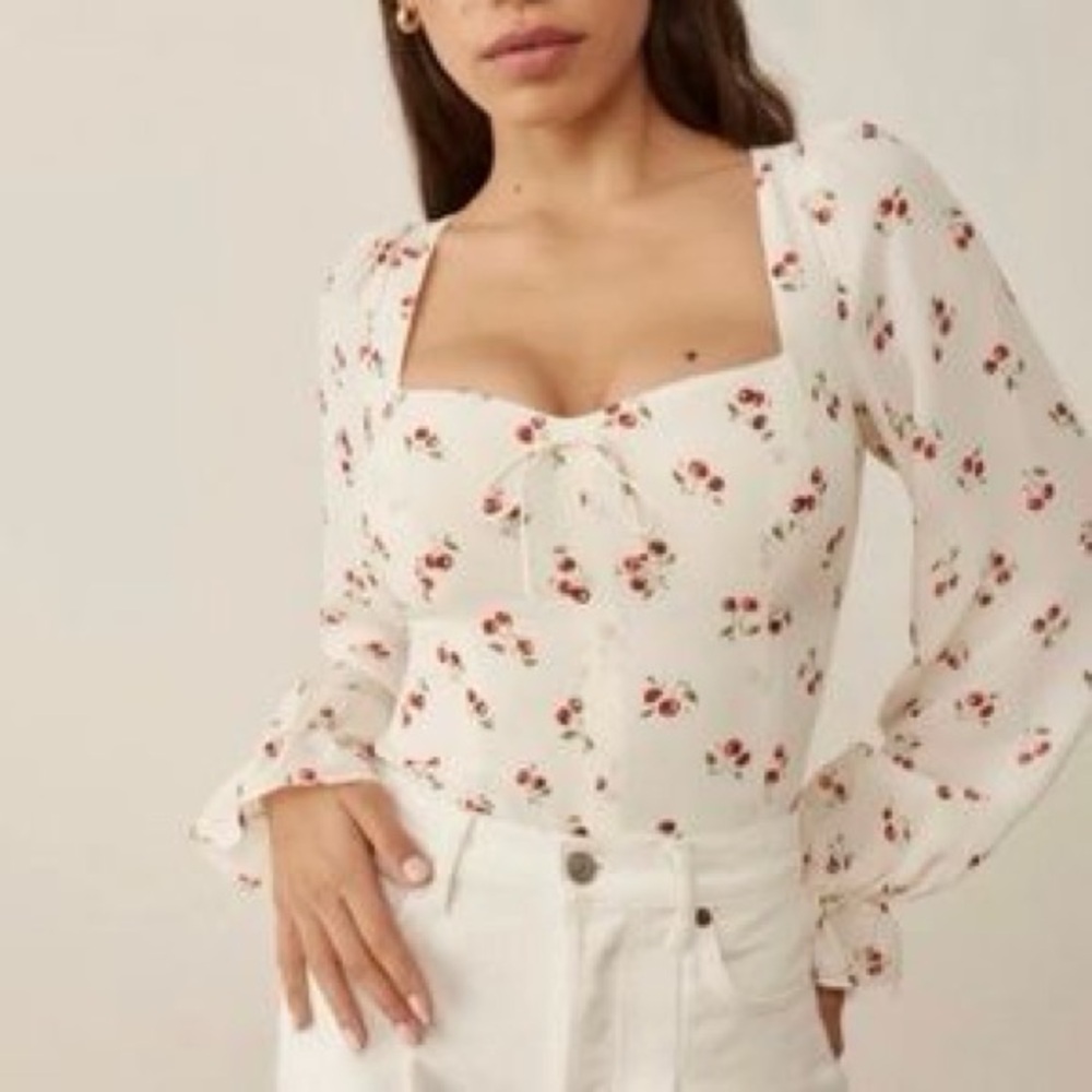 Reformation Cherry Top